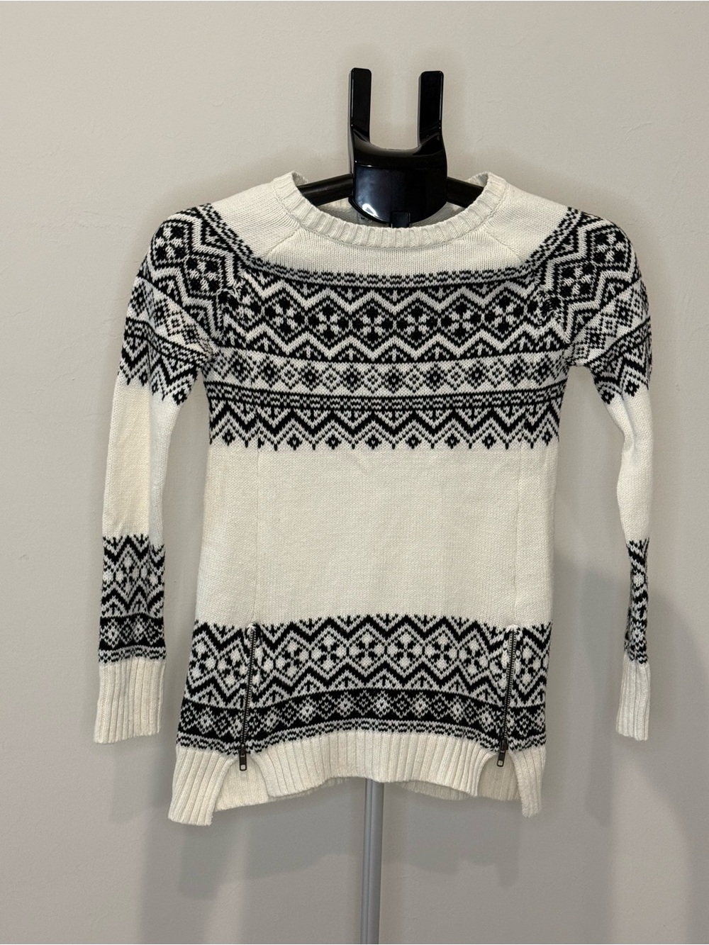 Max Studio Girls Fair Isle Nordic Sweater Ivory & Black Size M (10–12) Side Zips